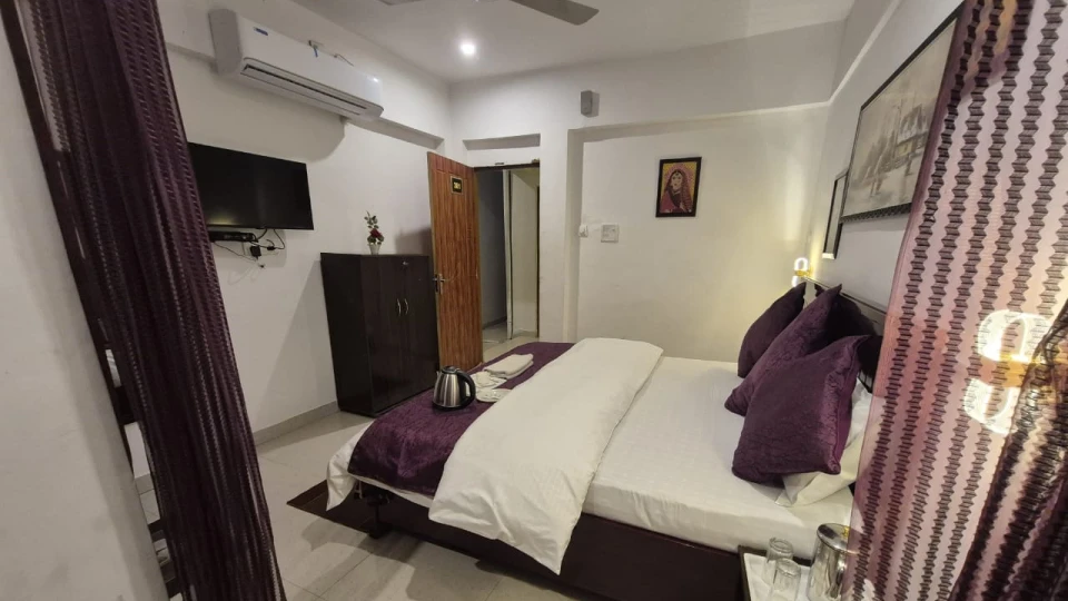 Selfie Point dehradun - Delux Ac Room